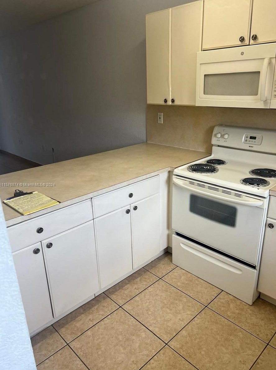 9537 Nw 114th Ln #5, Hialeah, FL 33018