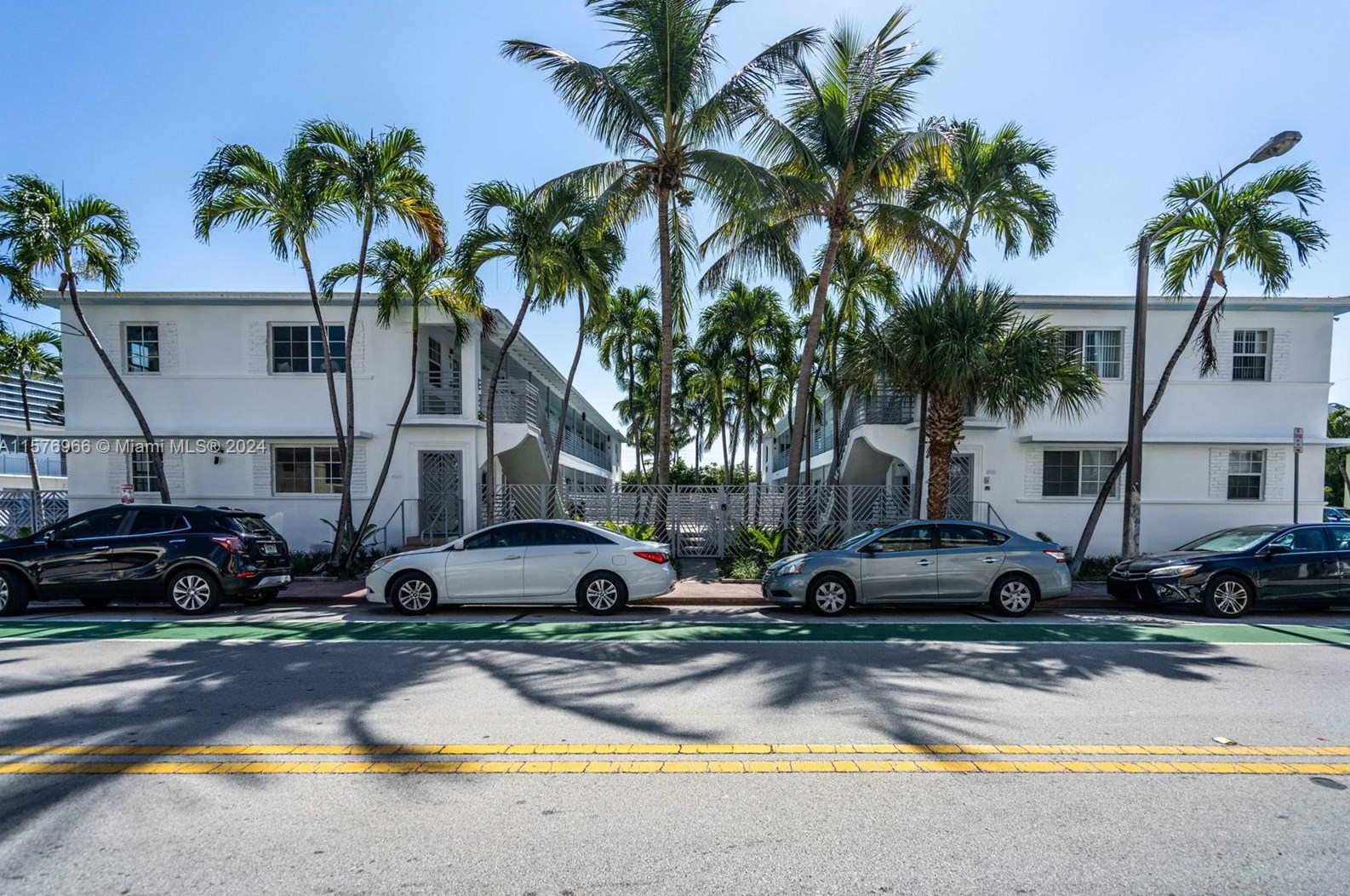 8411 Byron Ave, Miami, FL 33141-4830