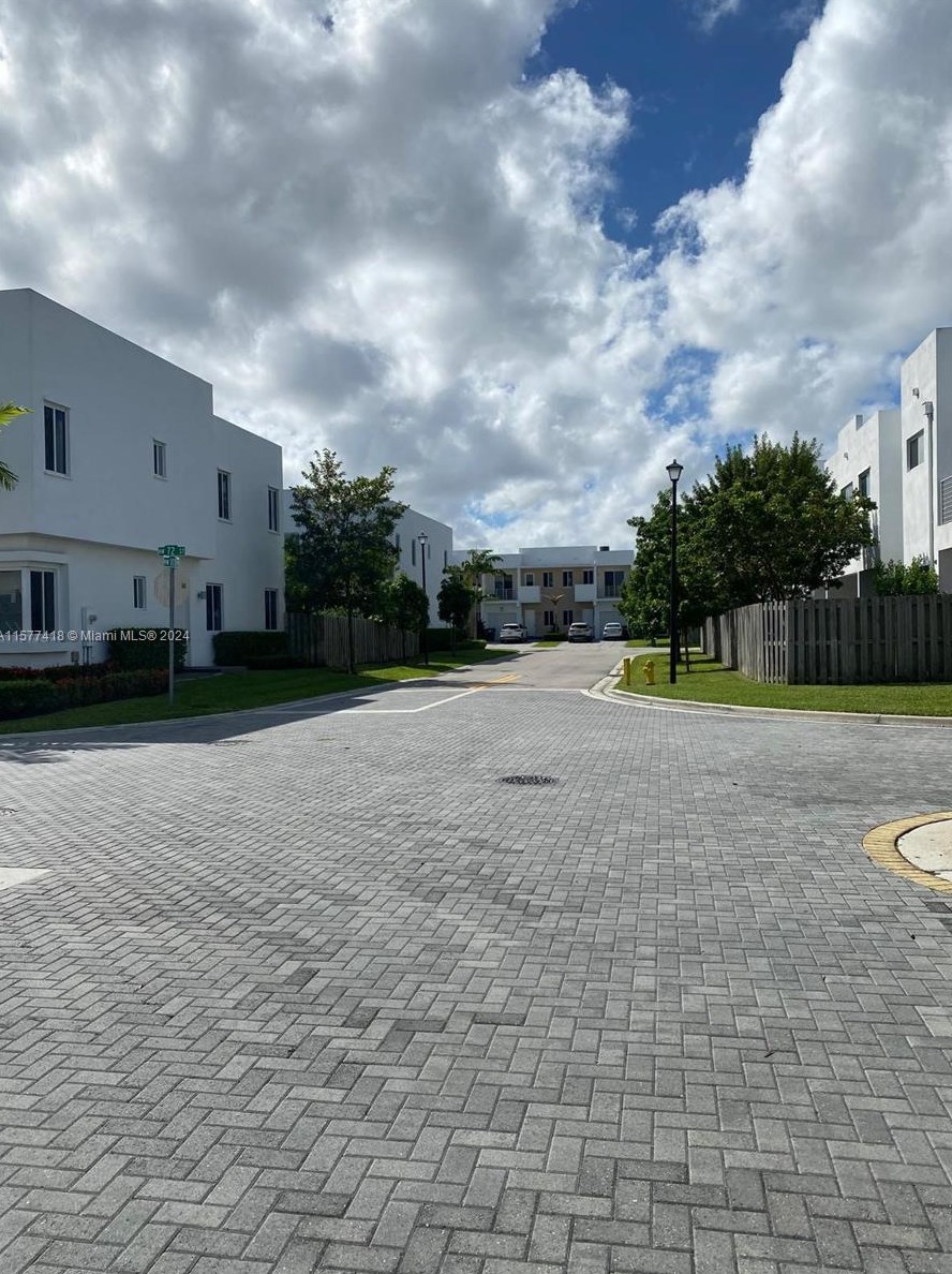 7227 103rd Path, Miami, FL 33178-5054