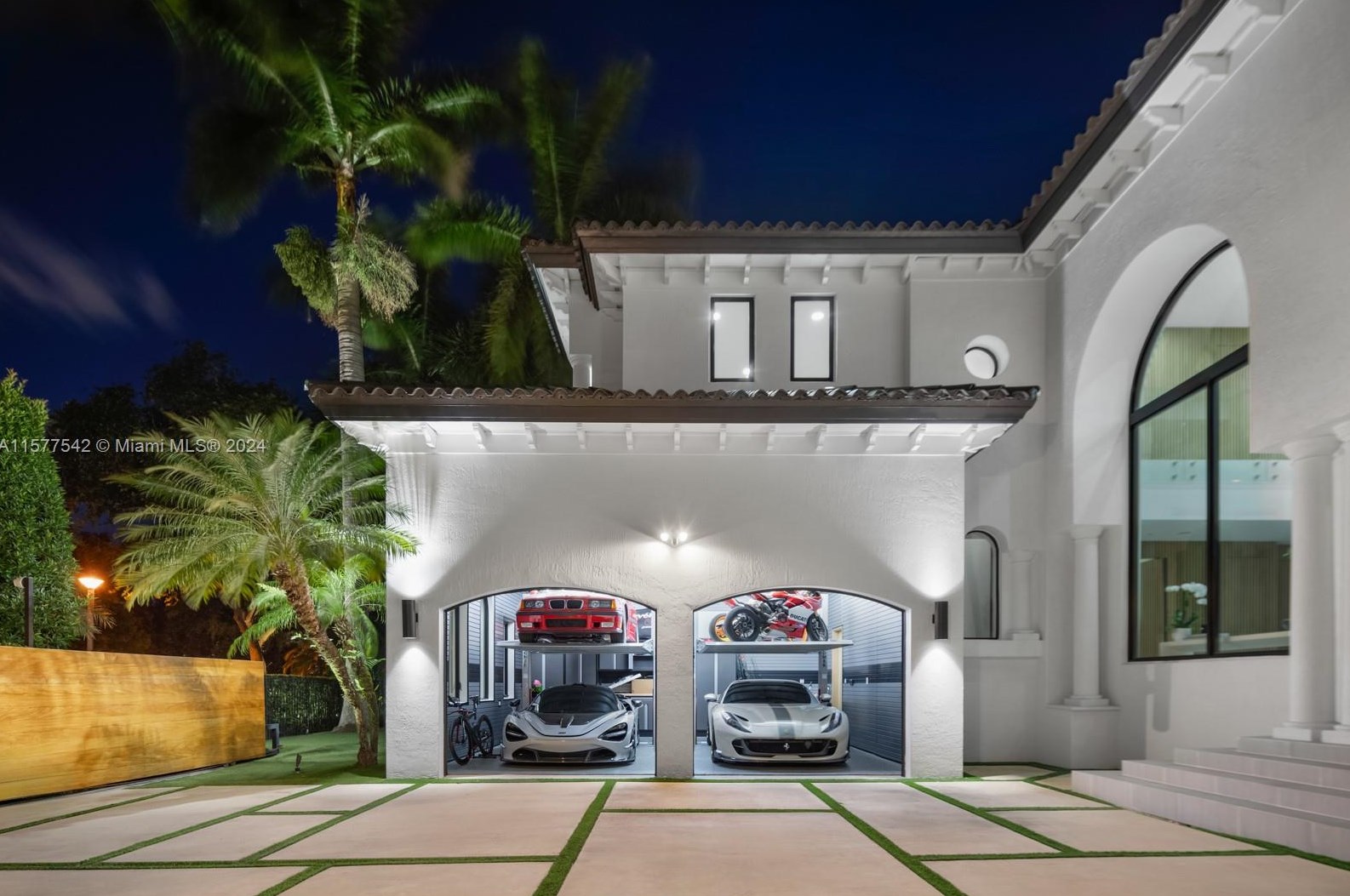 144 Paloma Dr, Miami FL 33143-6545 exterior