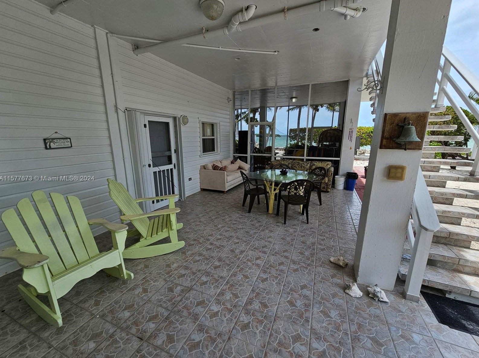 575 Hazel St, Key Largo FL 33037-3125 exterior