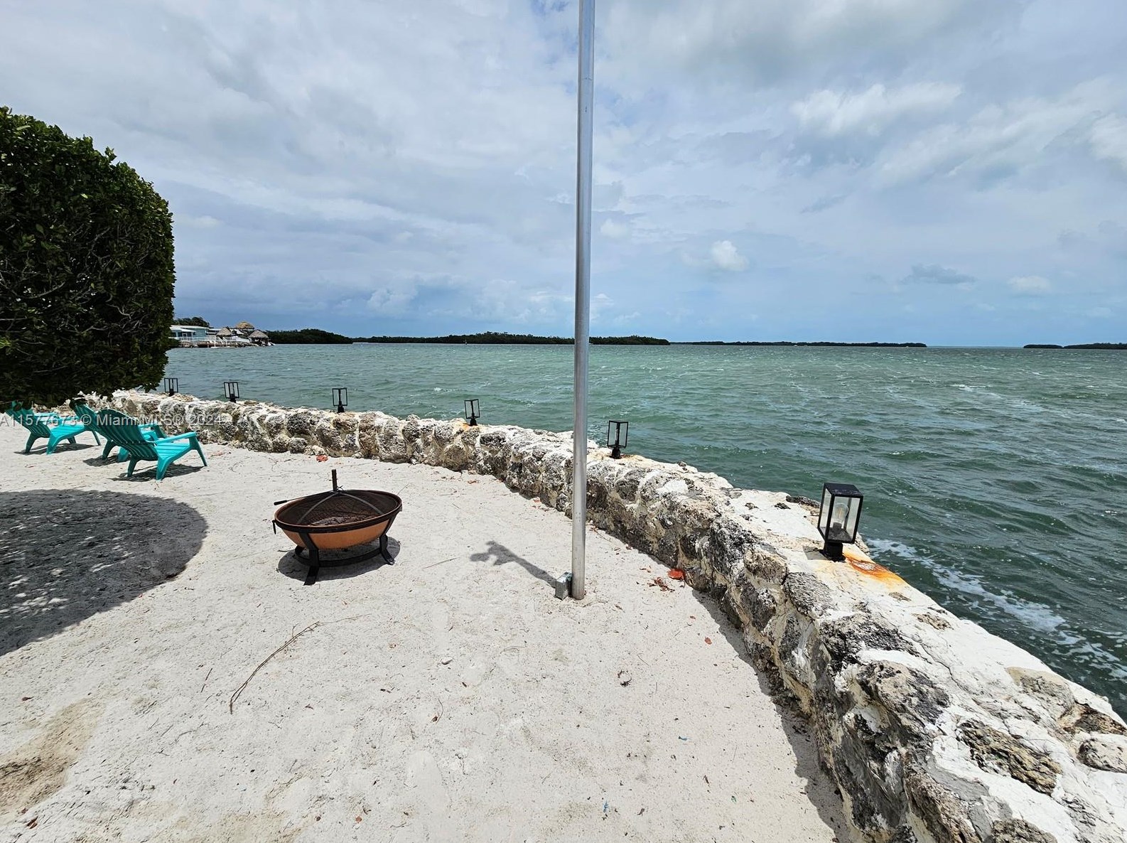 575 Hazel St, Key Largo, FL 33037