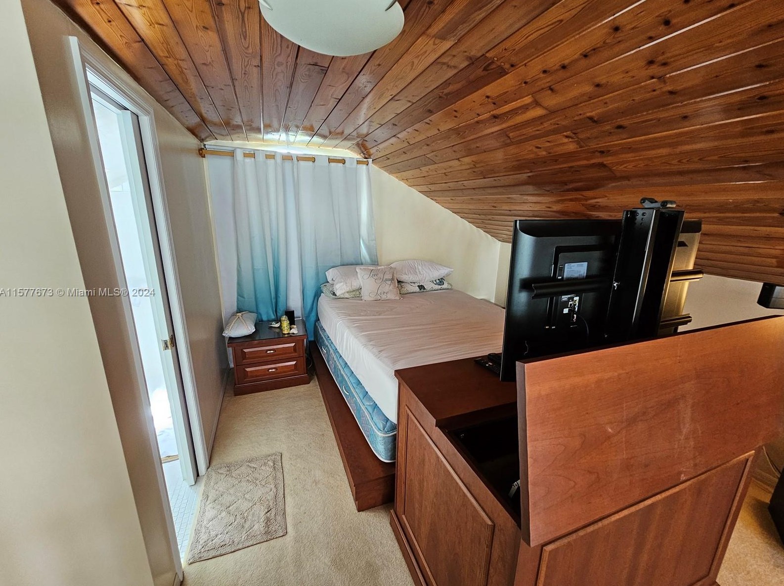 575 Hazel St, Key Largo FL 33037-3125 exterior