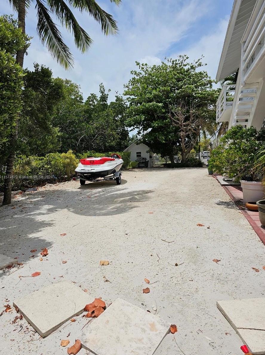 575 Hazel St, Key Largo FL 33037-3125 exterior