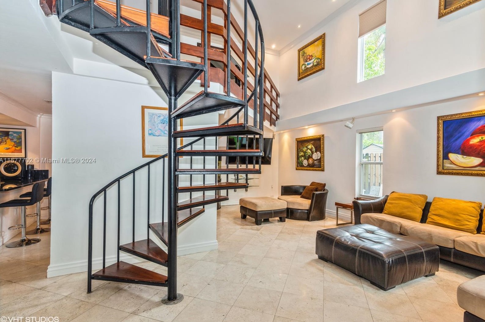 2141 Secoffee St, Miami FL 33133-3214 exterior