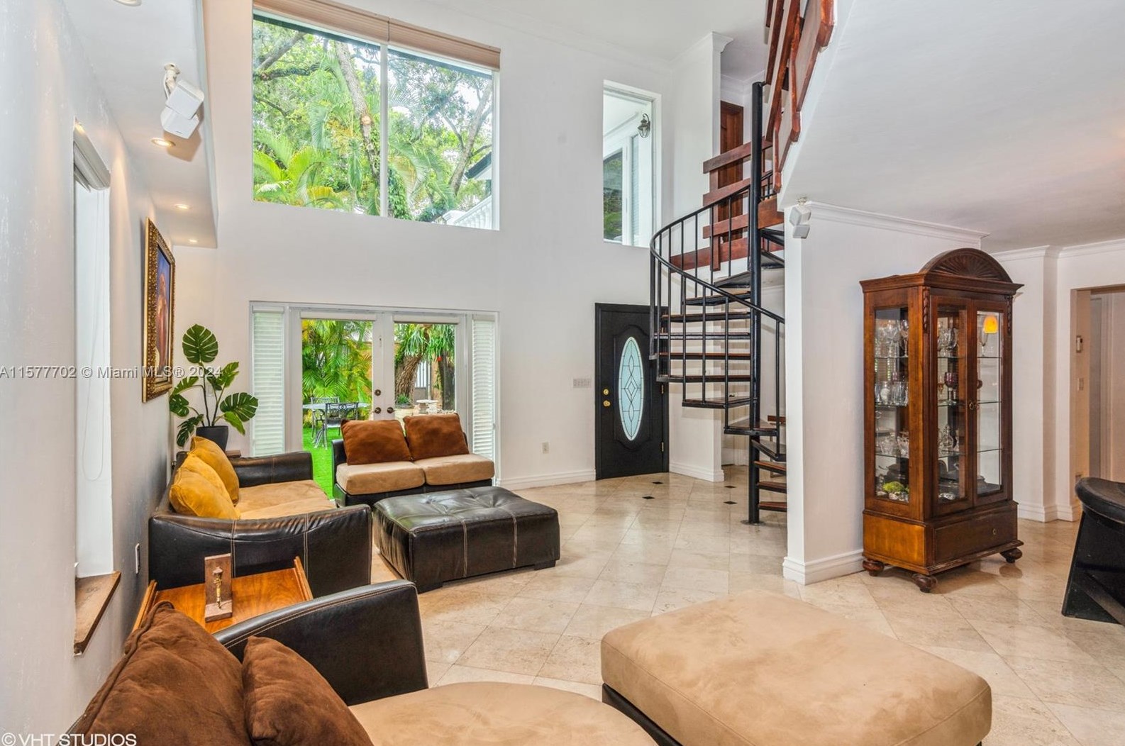 2141 Secoffee St, Miami FL 33133-3214 exterior