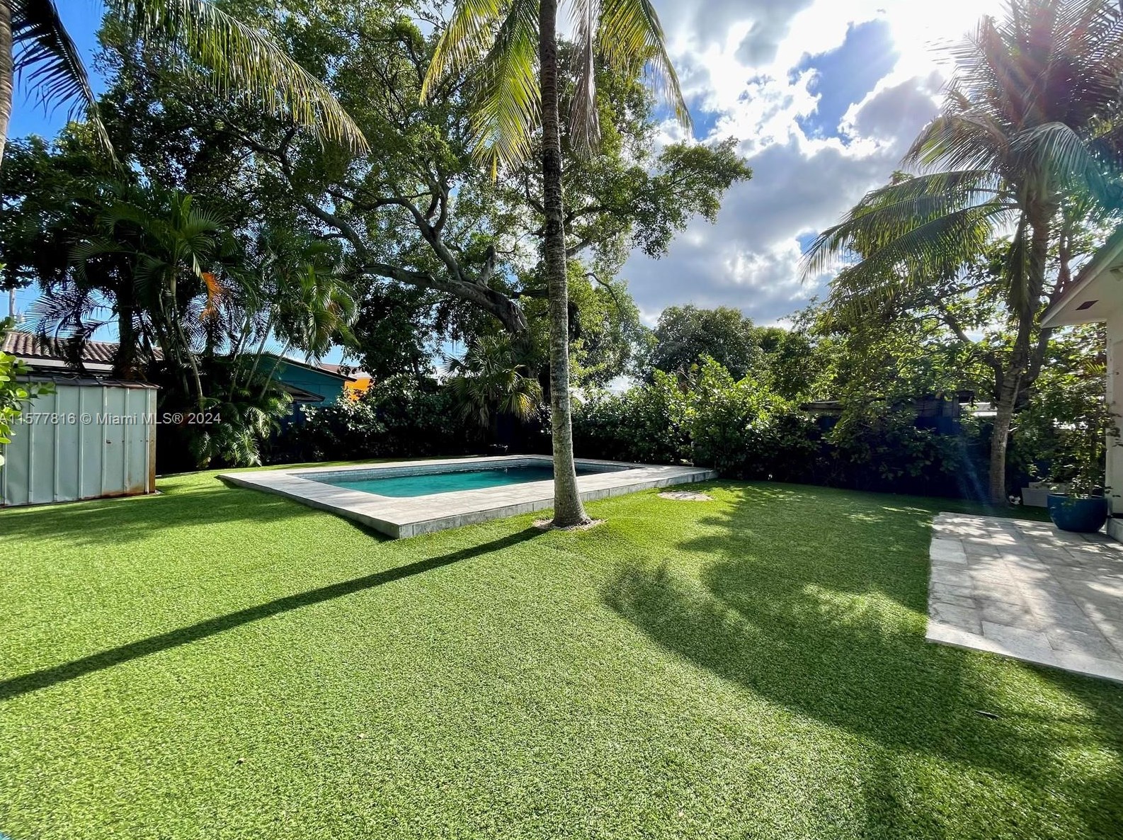 2472 15th St, Miami FL  33125-2114 exterior