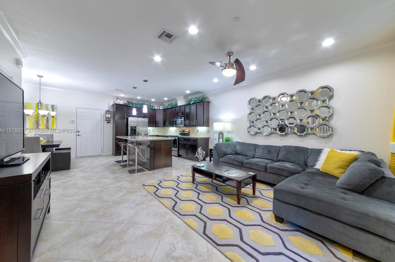 2913 Tortola Way, Hollywood, FL 33024-8514