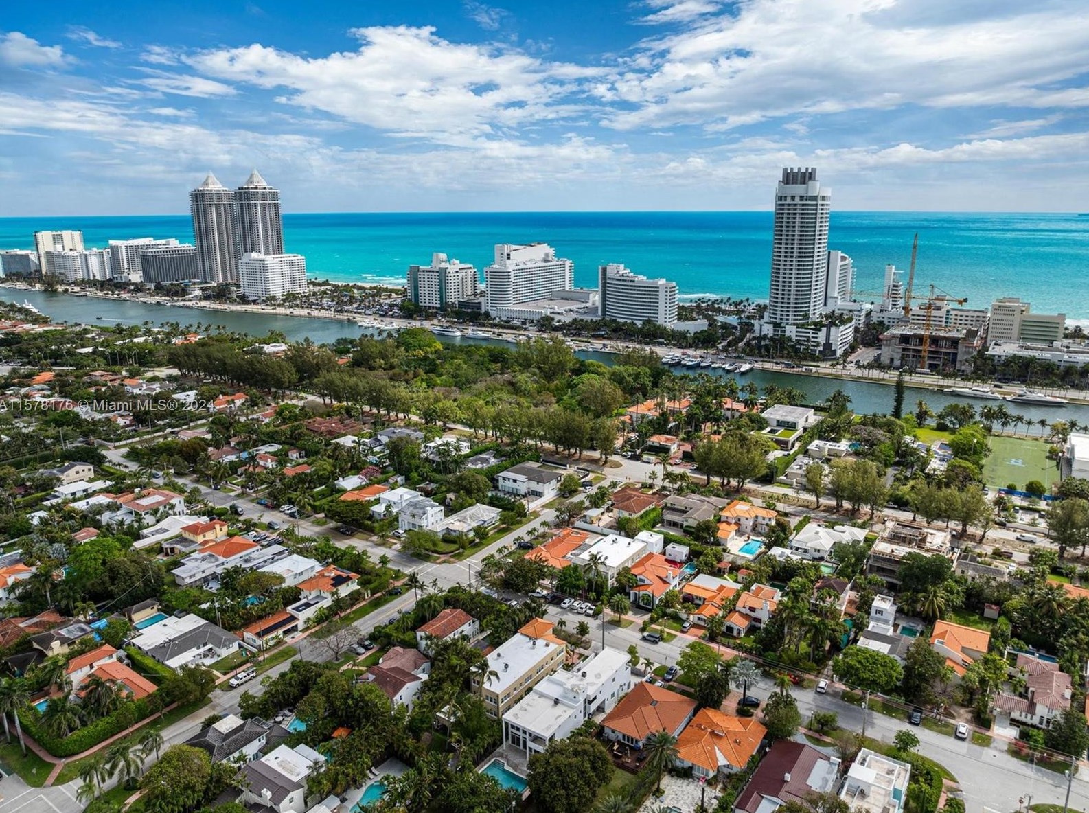 4342 Sheridan Ave, Miami, FL 33140-3149