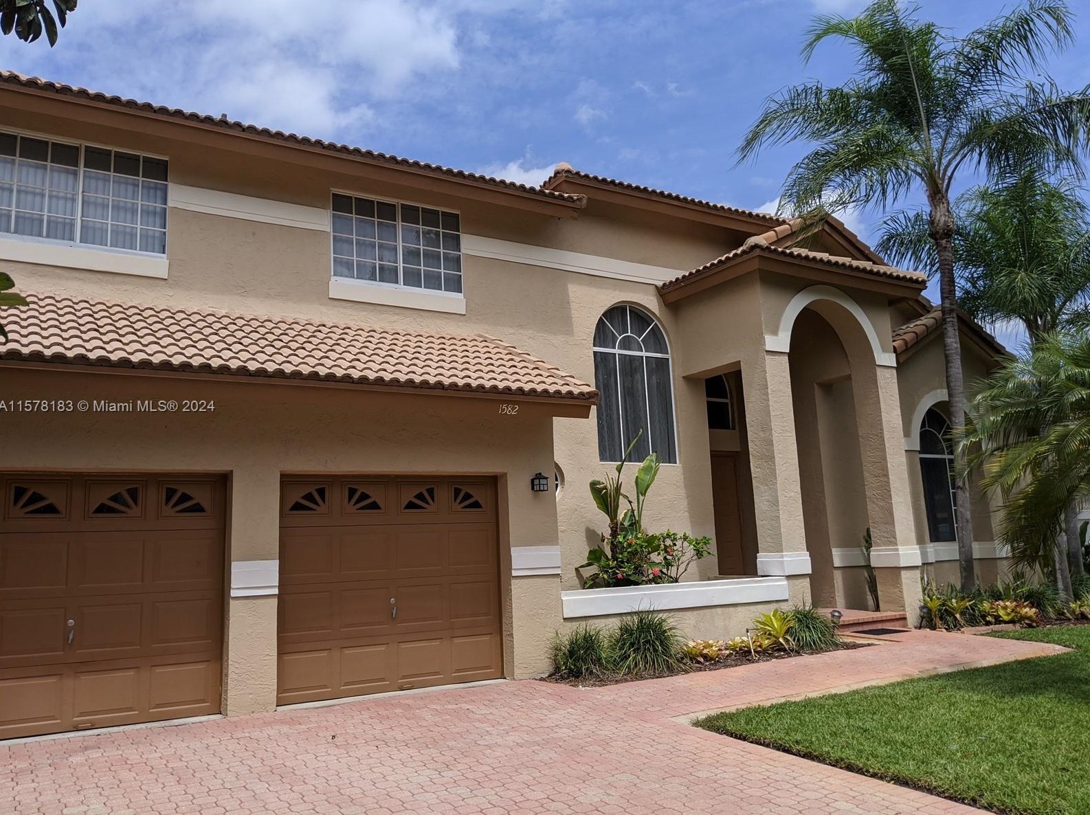 1582 182nd Way, Hollywood, FL 33029-3091