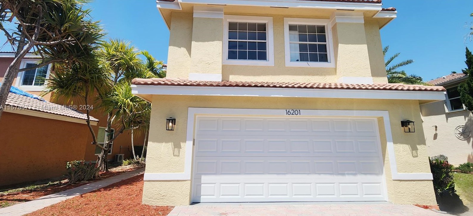 16201 23rd St, Hollywood, FL 33027-4401