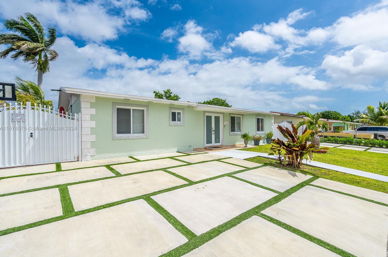 15125 305th Ter, Homestead, FL 33033-4427