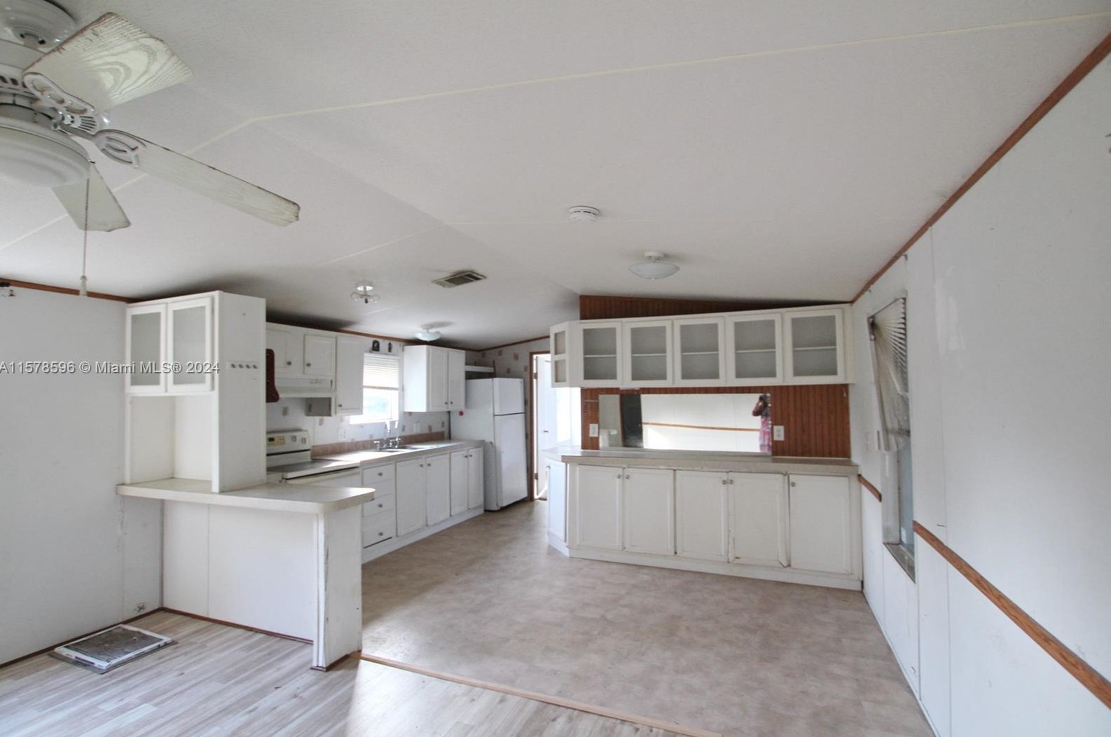 3761 165 Ct, Okeechobee FL 34972-8413 exterior