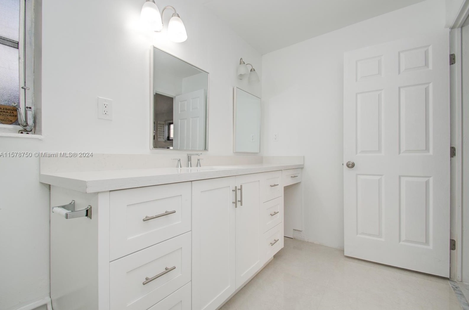 2020 207th St, Miami FL 33056-1640 exterior