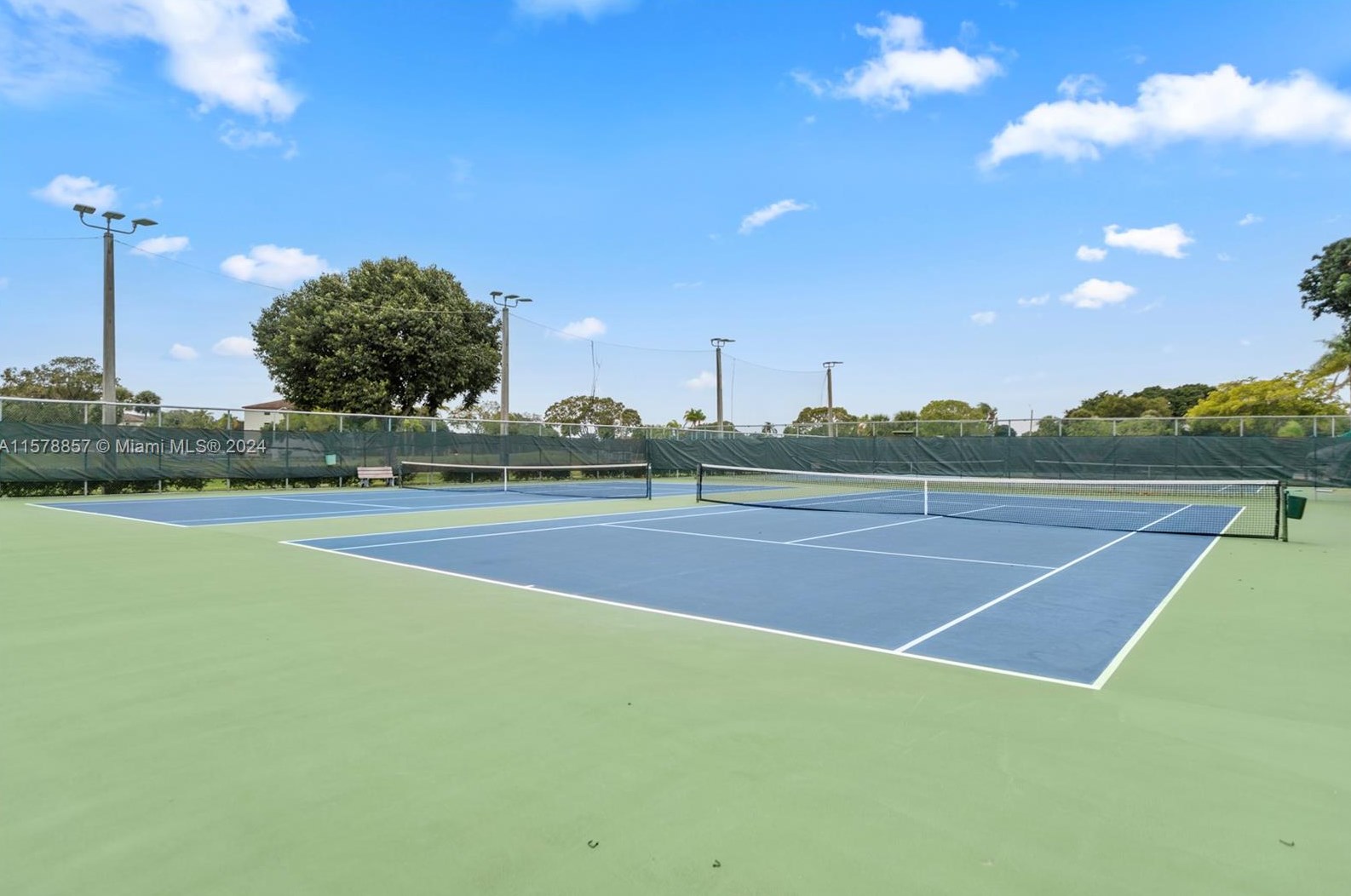 13355 9th Ct, Hollywood FL  33027-1885 exterior