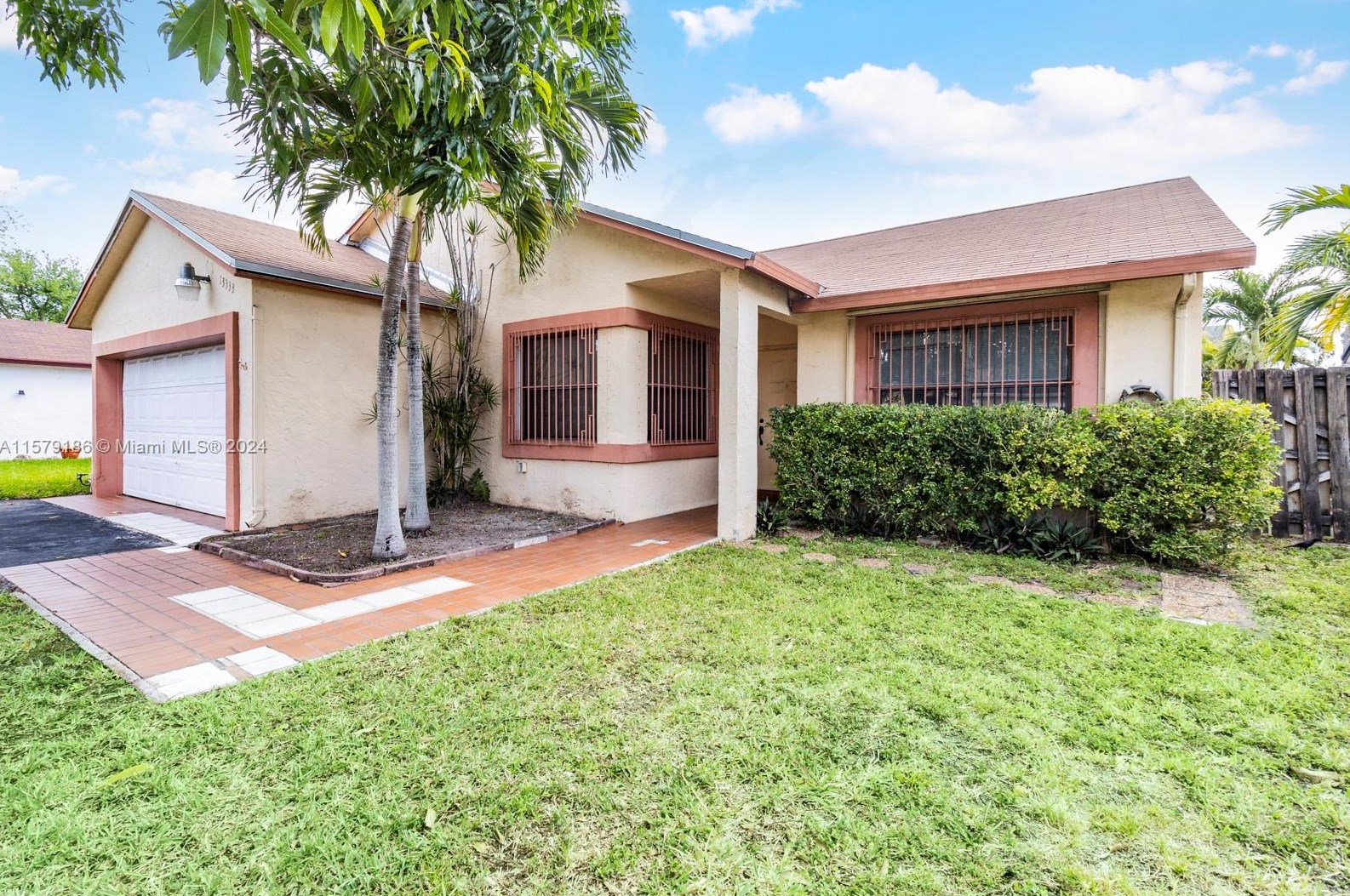 13333 113th Pl, Miami, FL 33176-5355
