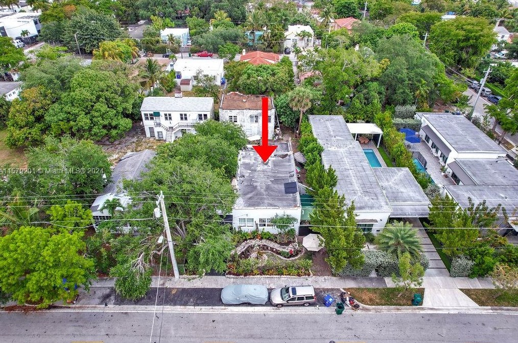 455 63rd St, Miami, FL 33138-6125