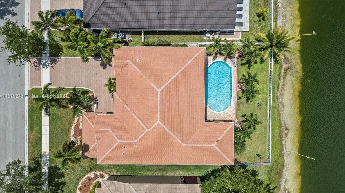 18553 49 St, Hollywood FL  exterior