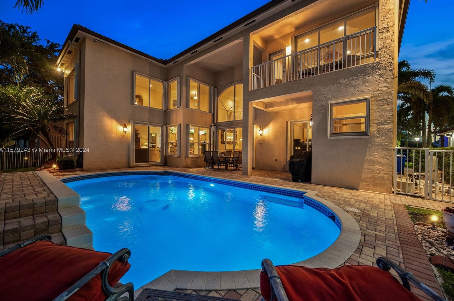 18553 49th St, Hollywood FL  33029-6237 exterior