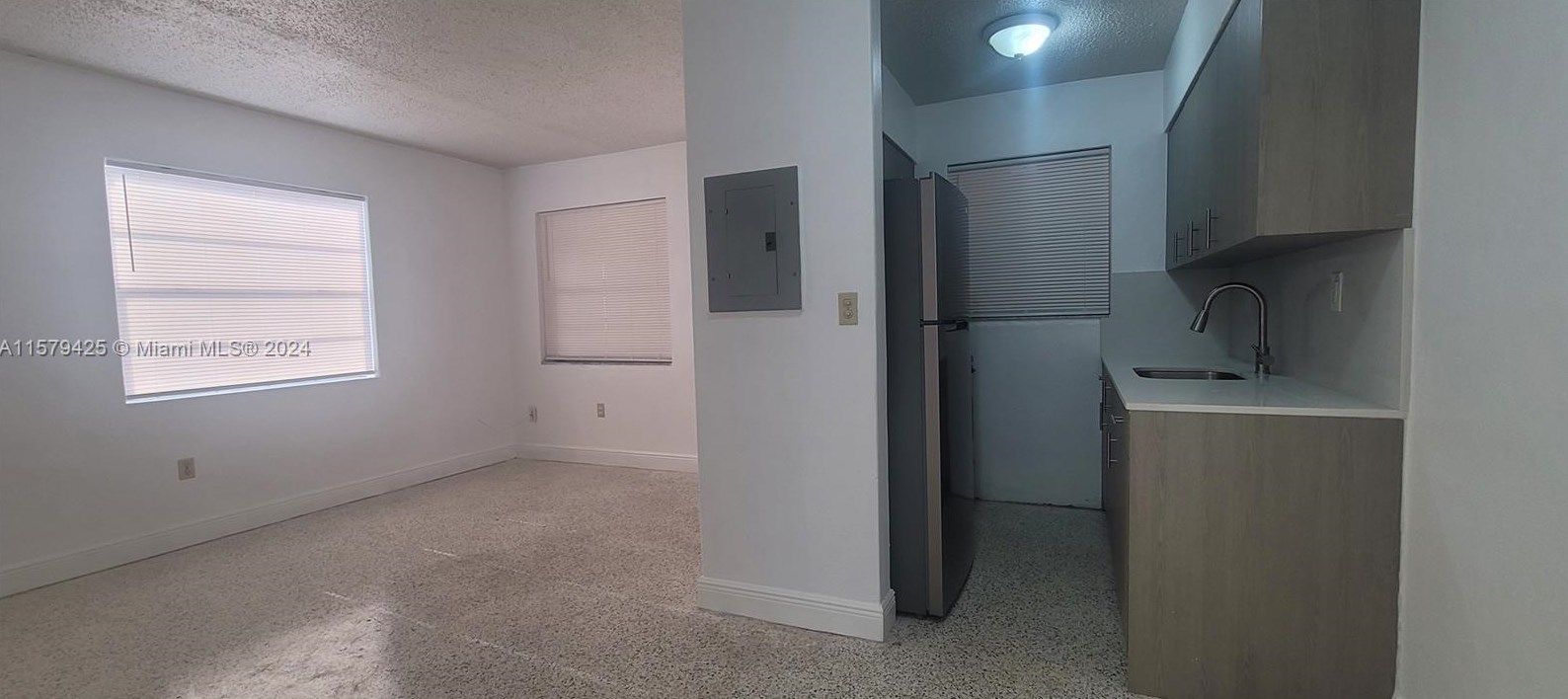 34 E 21st St #15, Hialeah, FL 33010