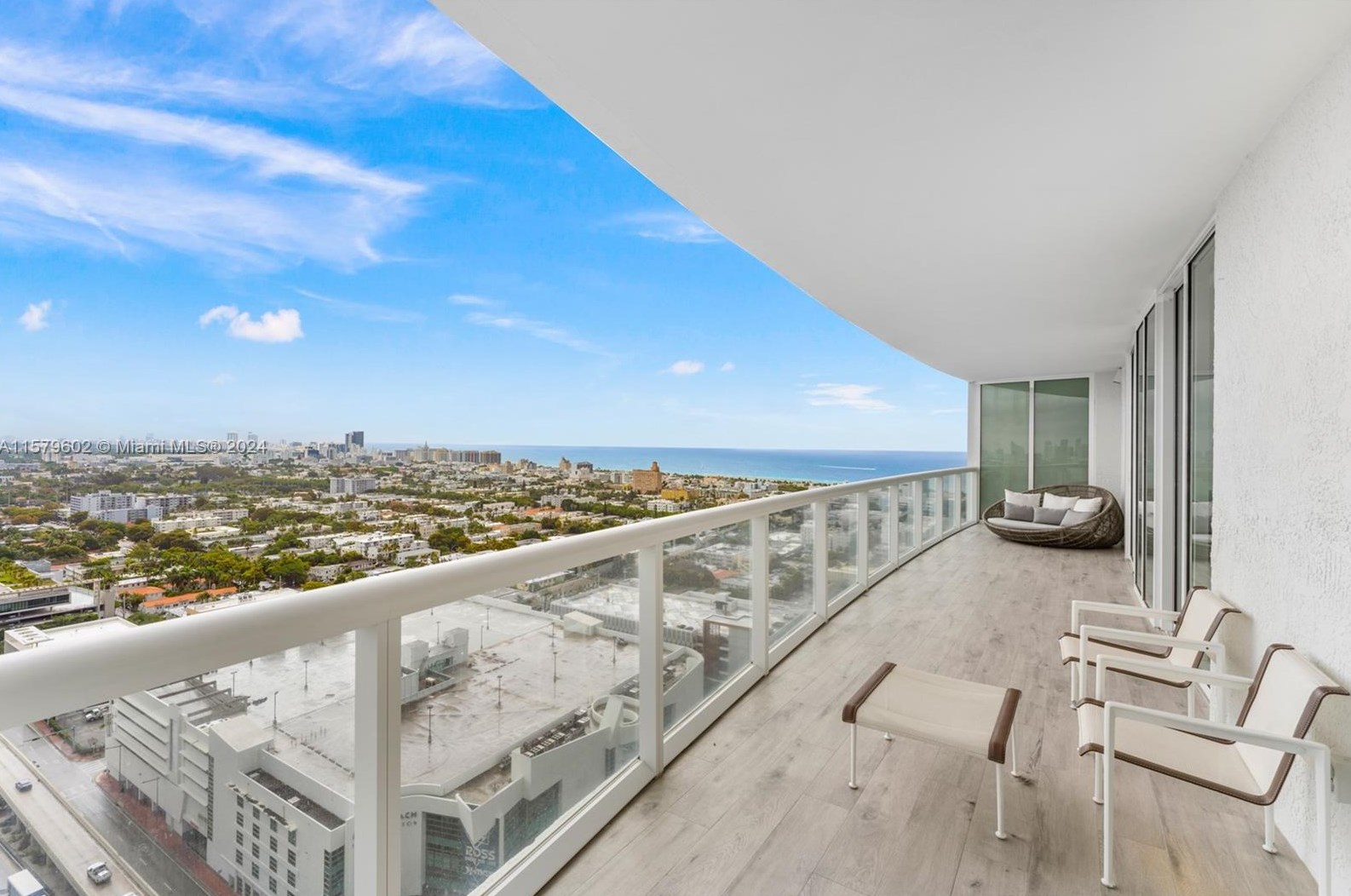 450 Alton Rd #2806, Miami, FL 33139