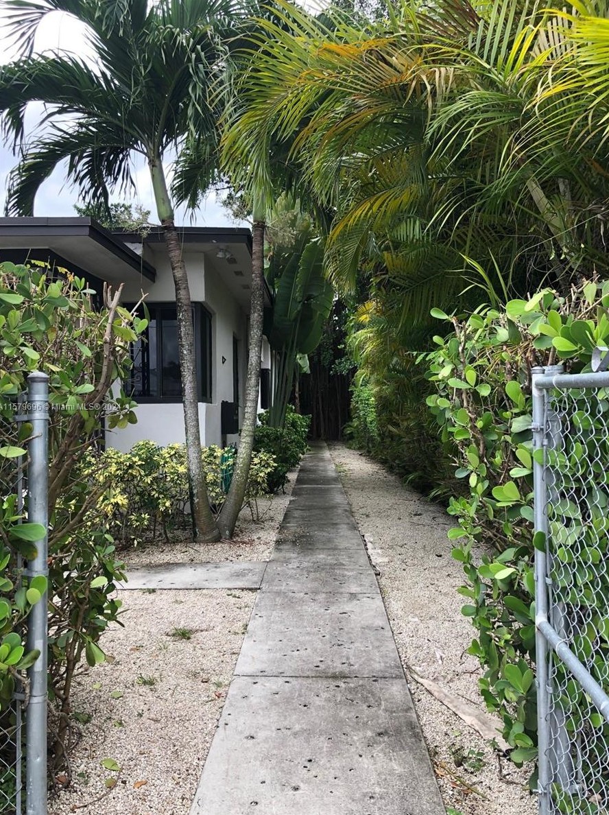 560 69th St, Miami FL 33138-5636 exterior