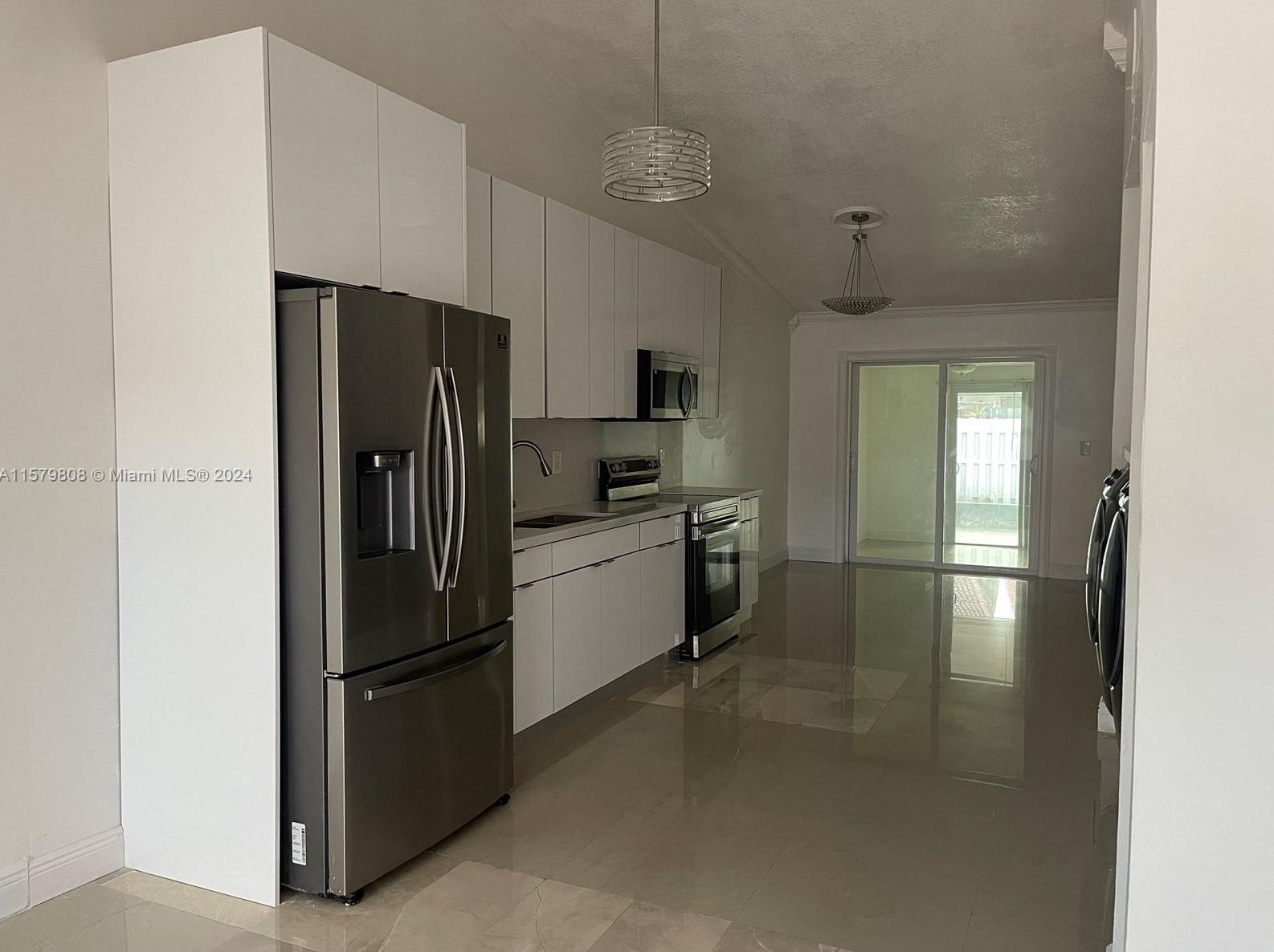 5890 W 20th Ln #0, Hialeah, FL 33016