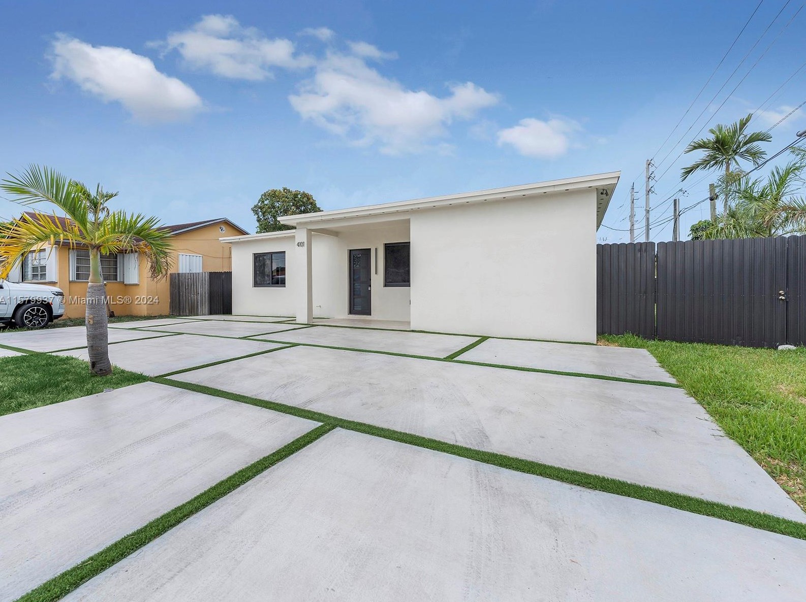 4101 E 10th Ave, Hialeah, FL 33013
