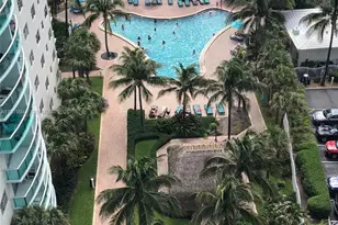 3901 S Ocean Dr, Hollywood, FL 33019 - Photo 42