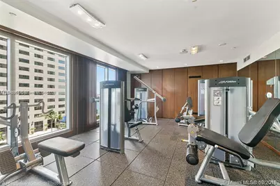 325 NE Biscayne Blvd #1923, Miami, FL 33131 - Photo 42