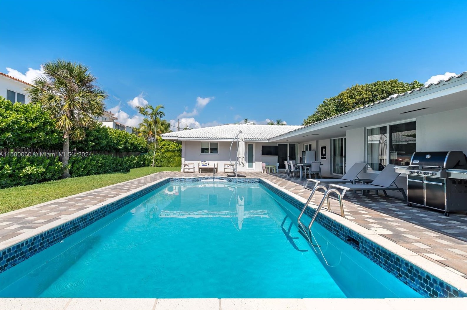 600 Mashta Dr, Miami, FL 33149-1721