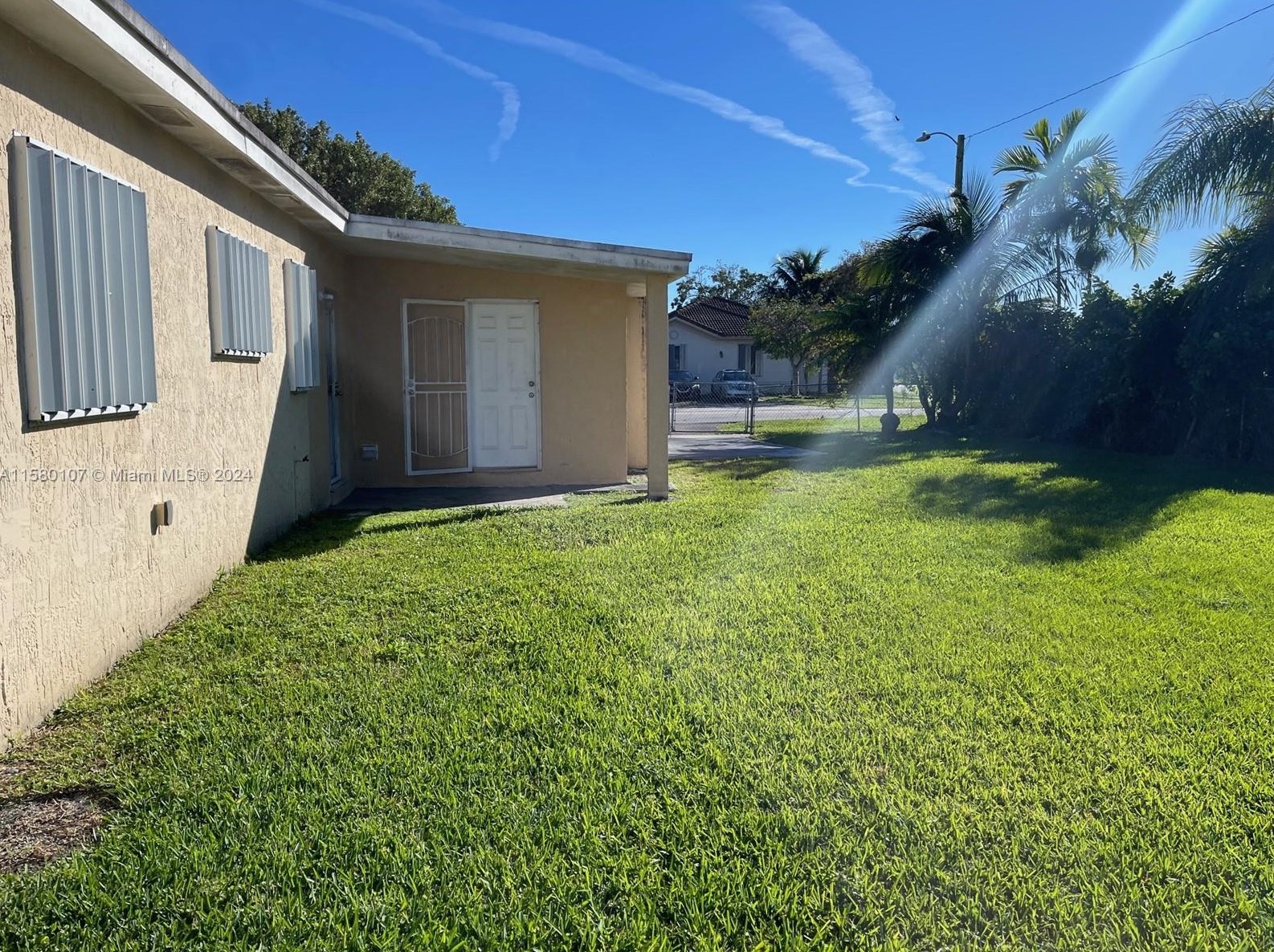 11011 224th St, Miami, FL 33170-6568