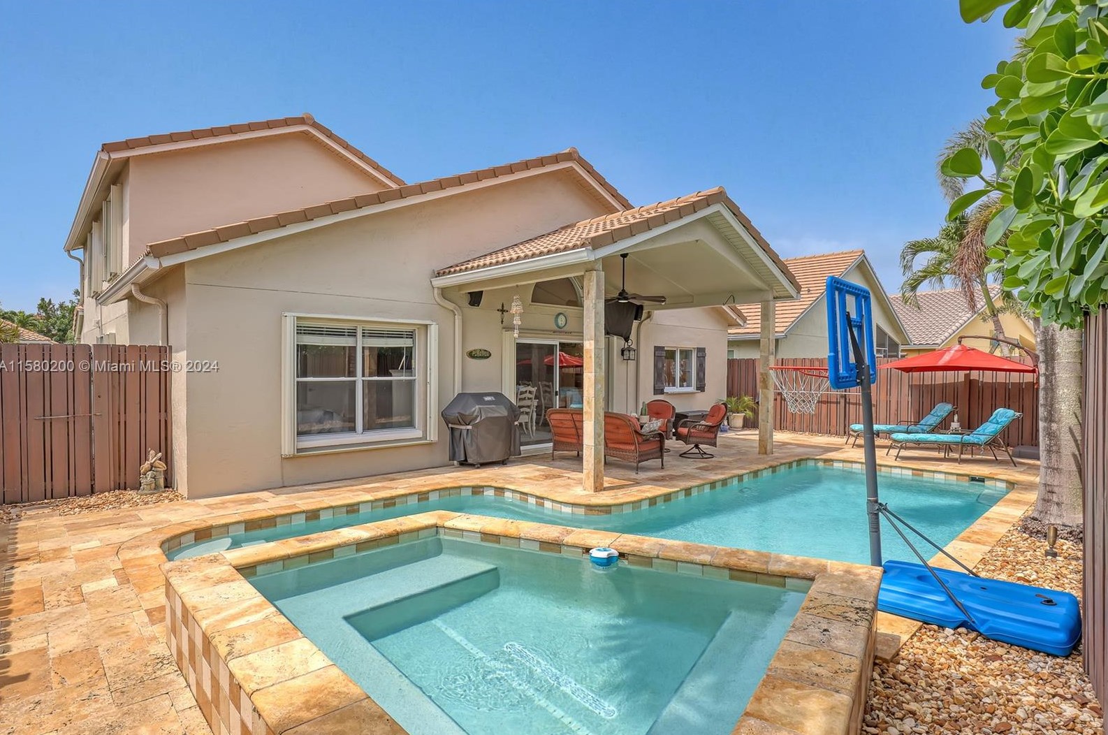 147 Stonebriar Blvd, Jupiter FL 33458-8152 exterior