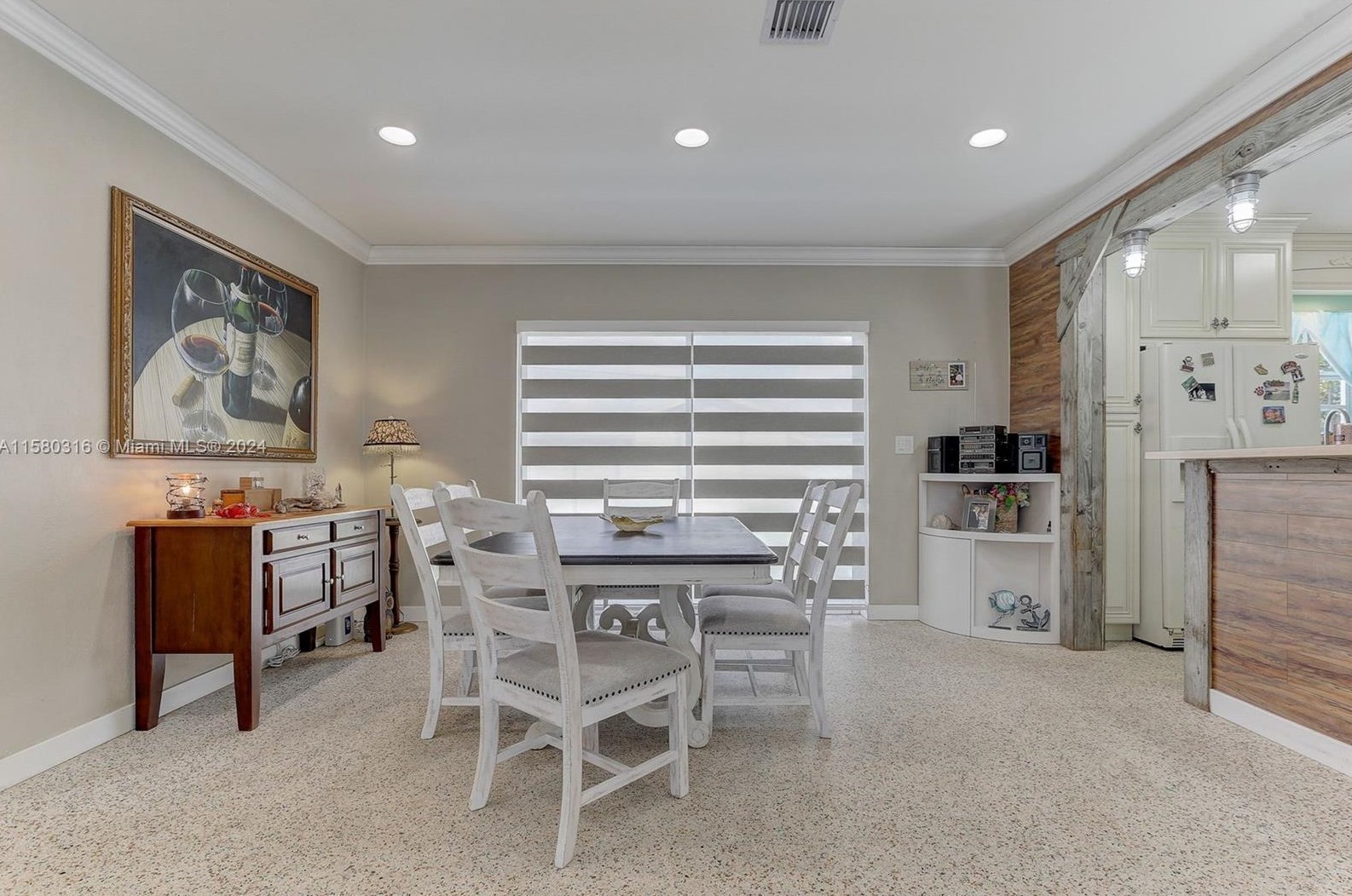 4660 8th Ct, Hialeah FL  33012-3512 exterior