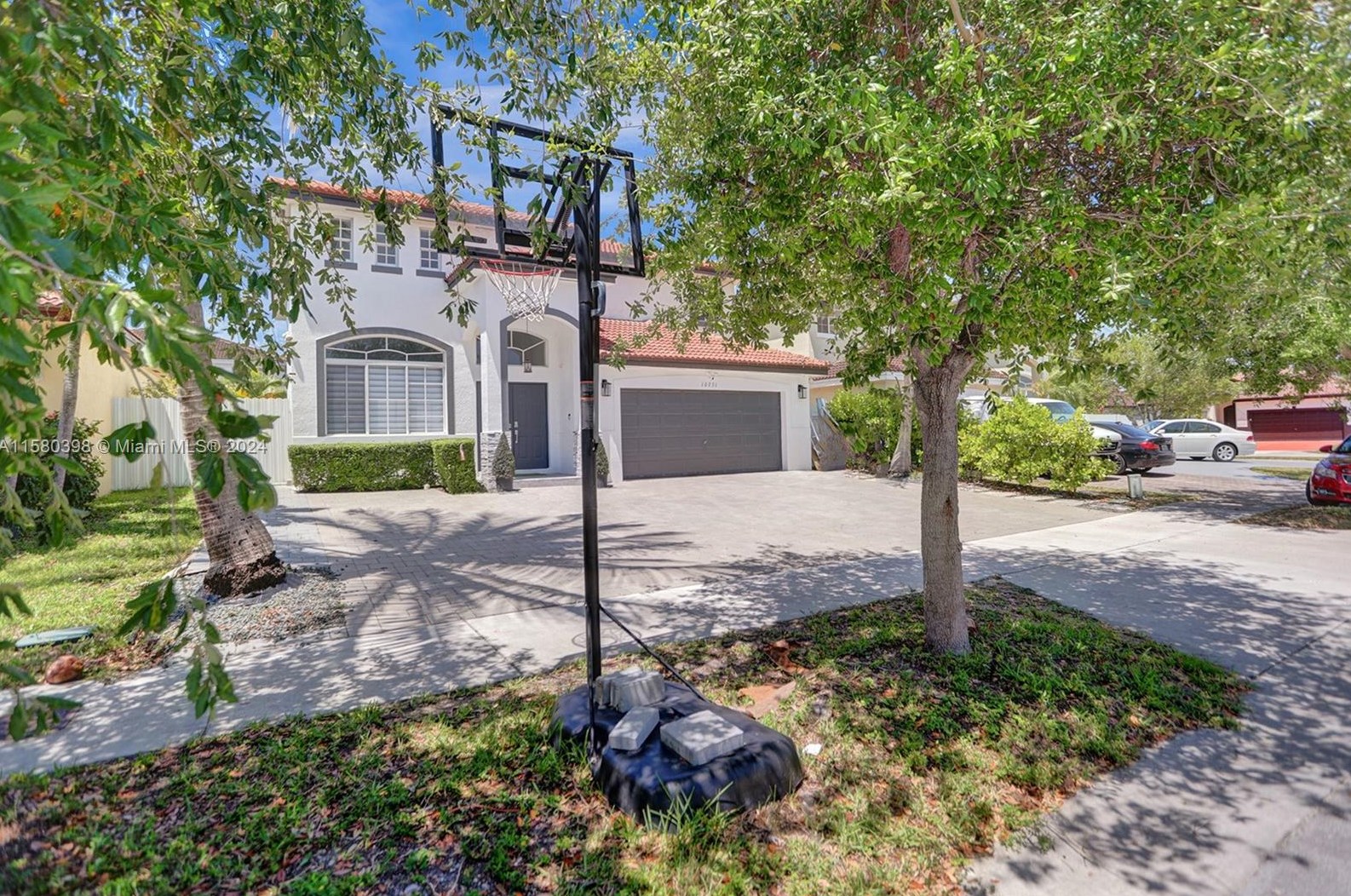 10231 227th Ln, Miami, FL 33190-1751