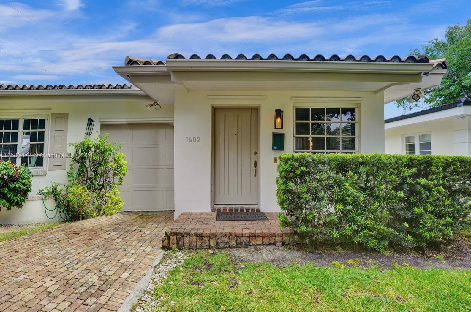 1402 Urbino Ave, Miami, FL 33146-1928