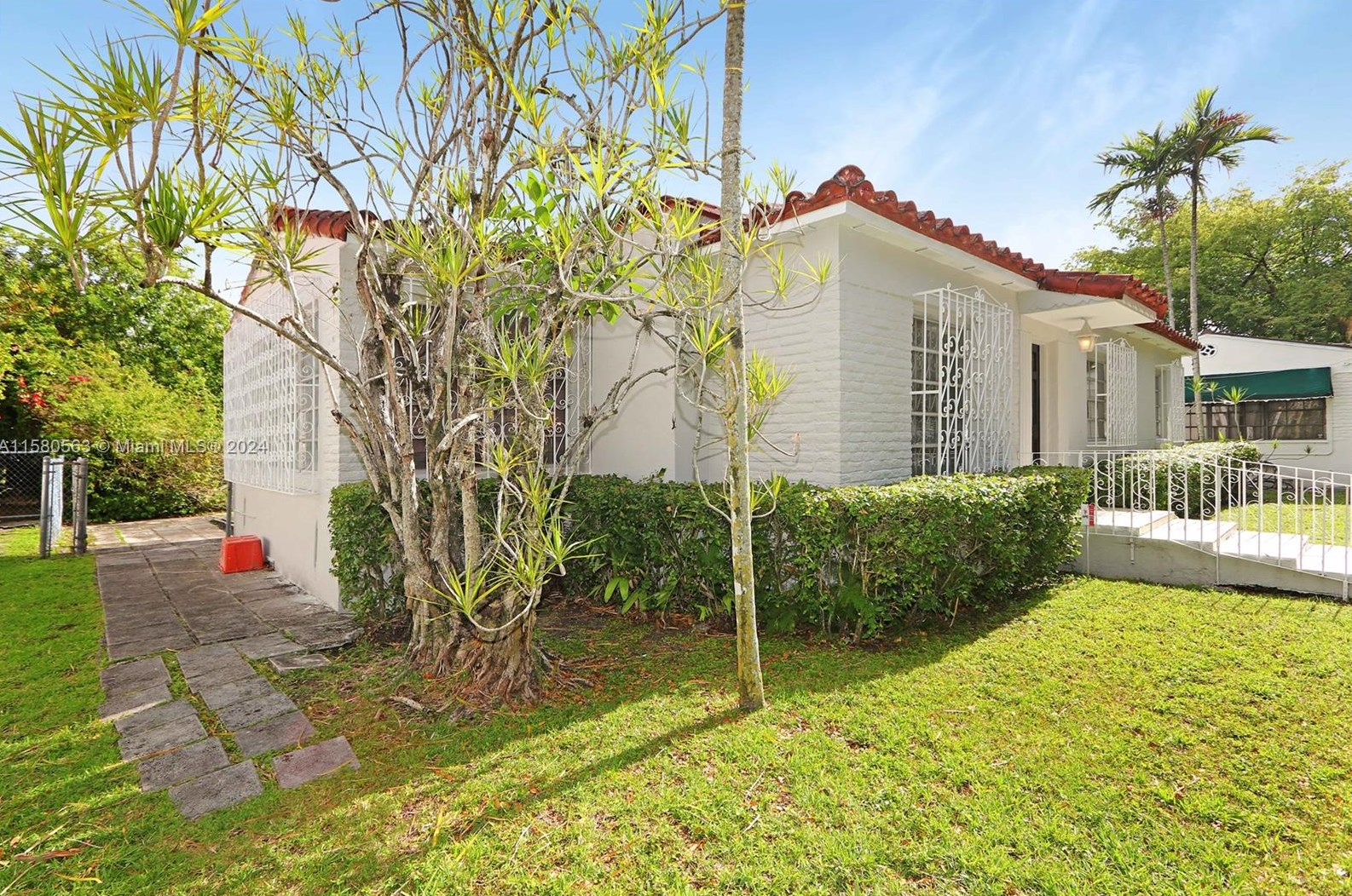 505 Zamora Ave, Miami FL 33134-4047 exterior