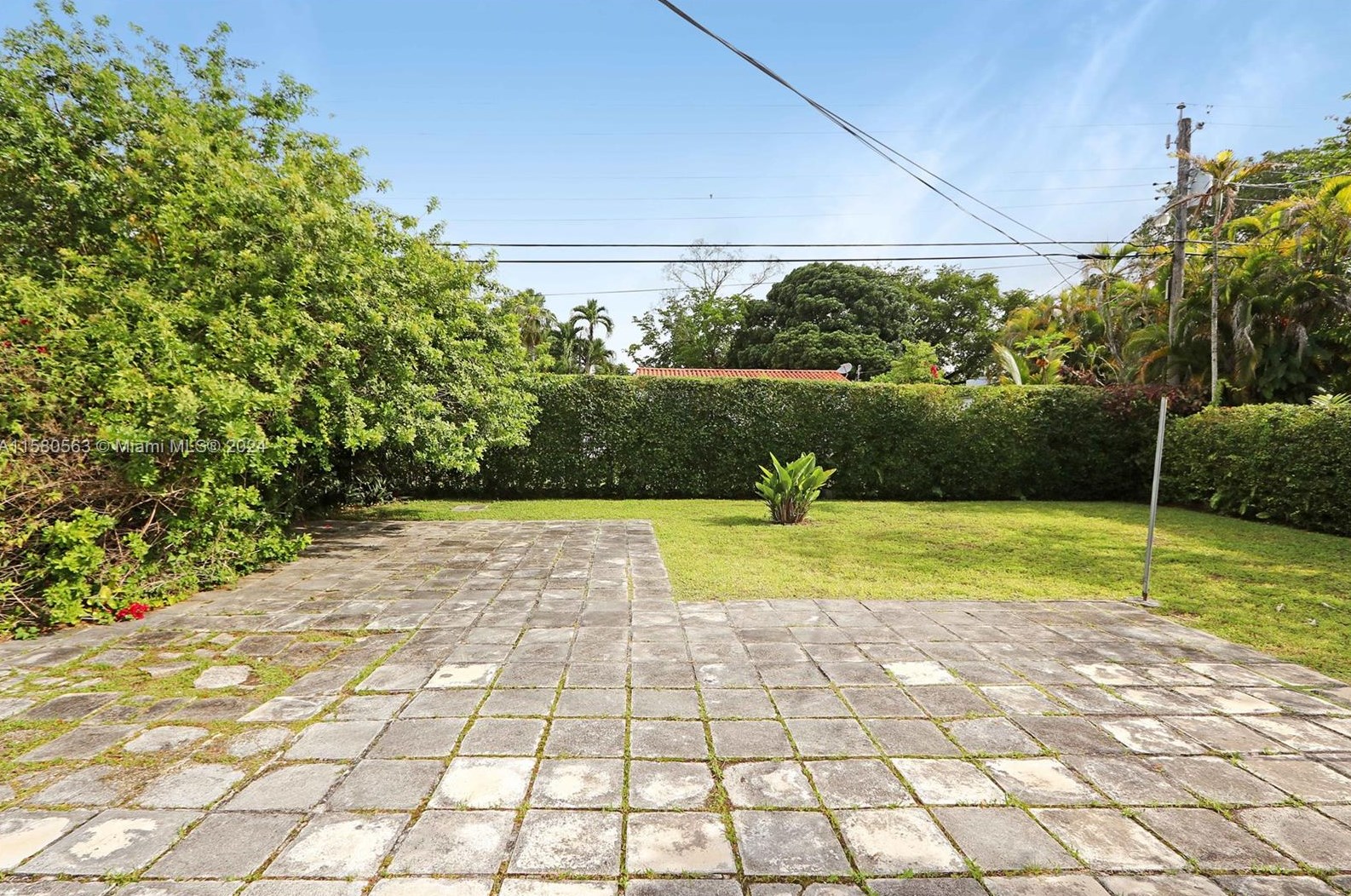 505 Zamora Ave, Miami FL 33134-4047 exterior