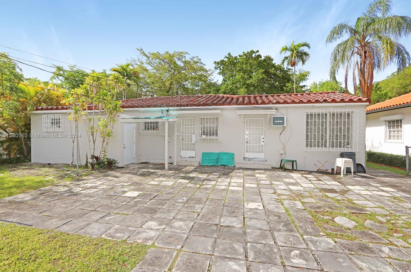 505 Zamora Ave, Miami FL 33134-4047 exterior