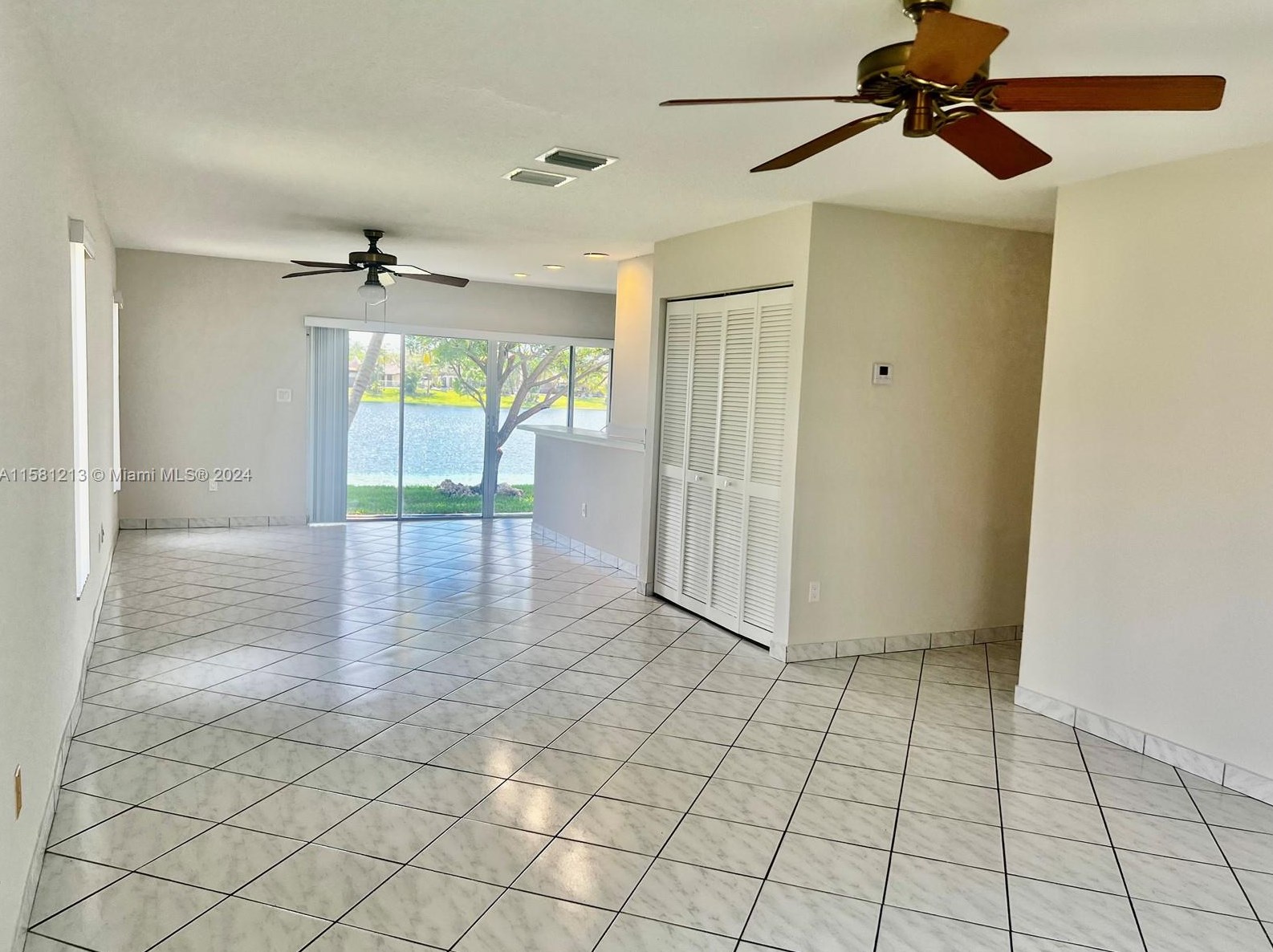 11721 125th Ct, Miami, FL 33186-4925