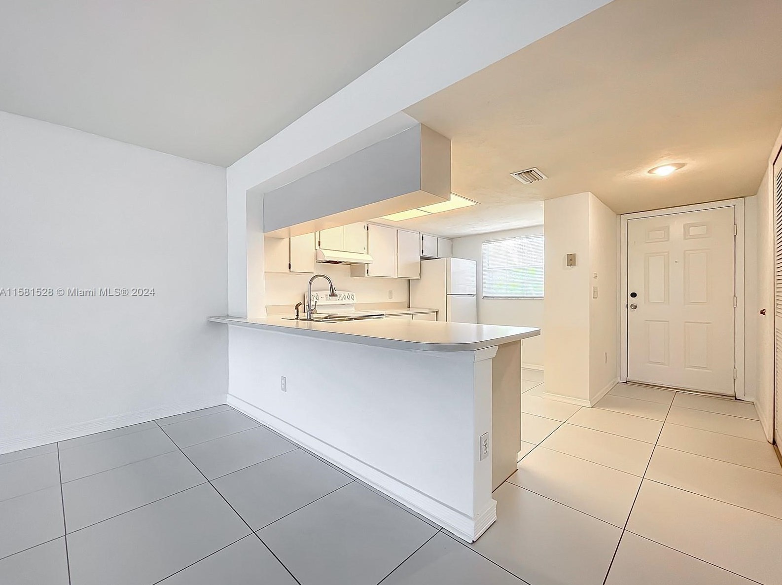 1803 Palm Beach Trace Dr, West Palm Beach, FL 33411-1265