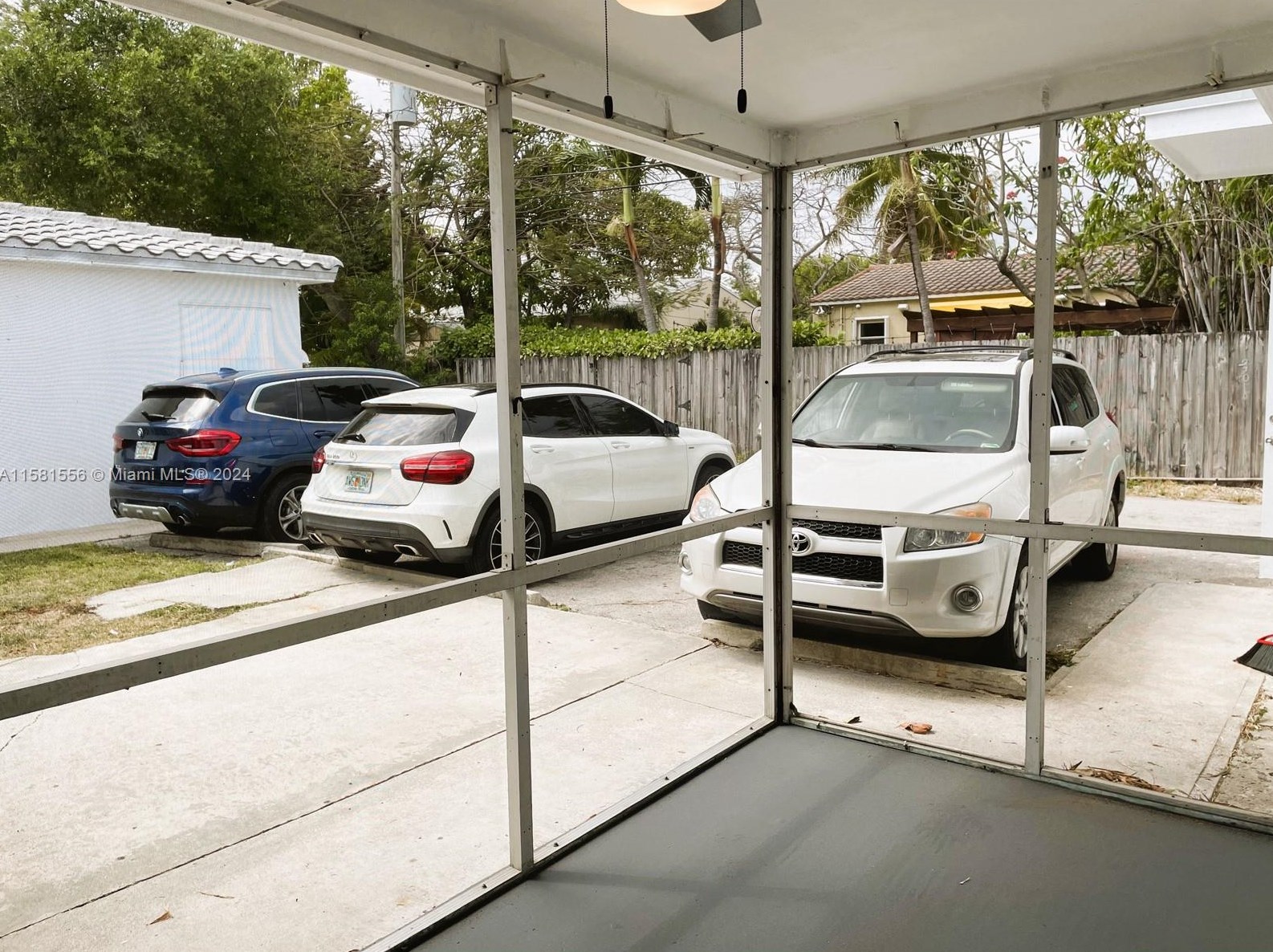 1221 17th Ave, Hollywood, FL 33020-3613