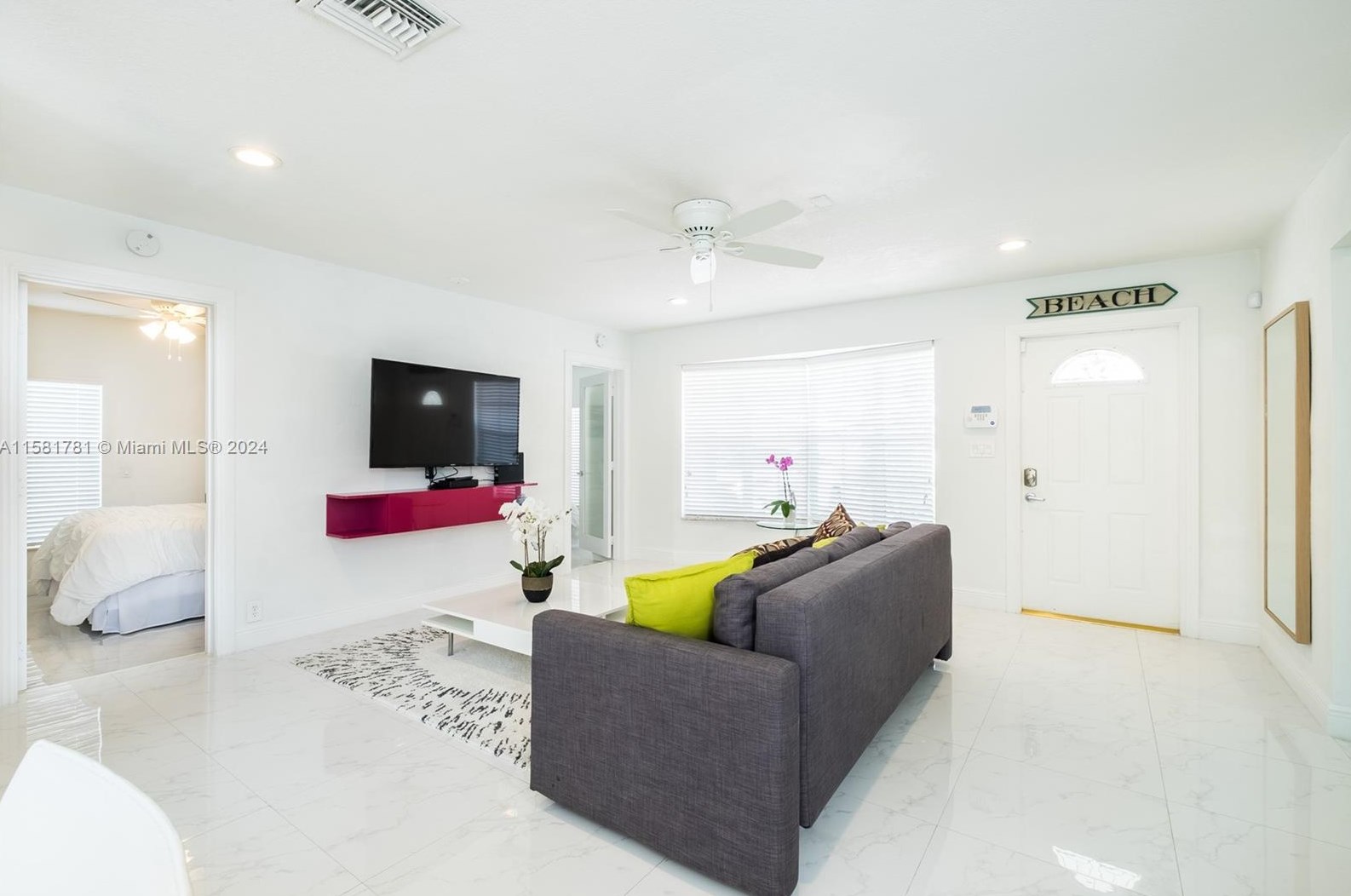 210 4th St, Dania Beach, FL 33004-4134