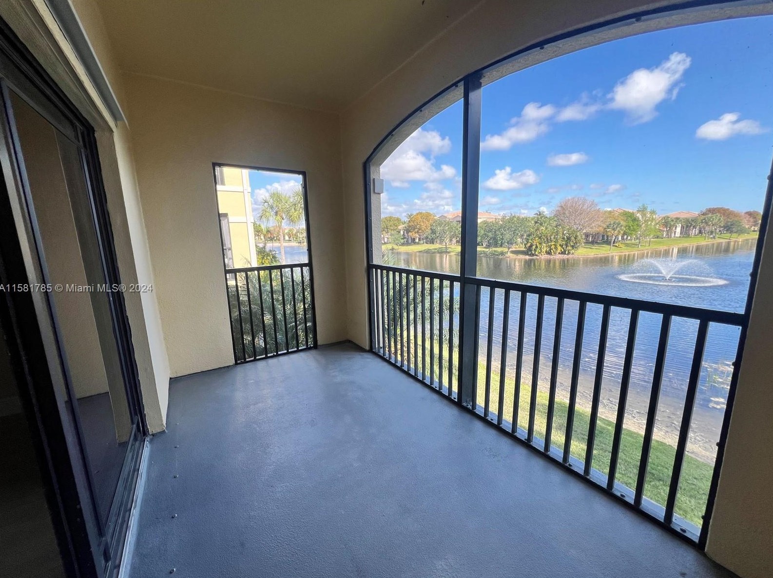 2729 Anzio Ct #208, West Palm Beach, FL 33410