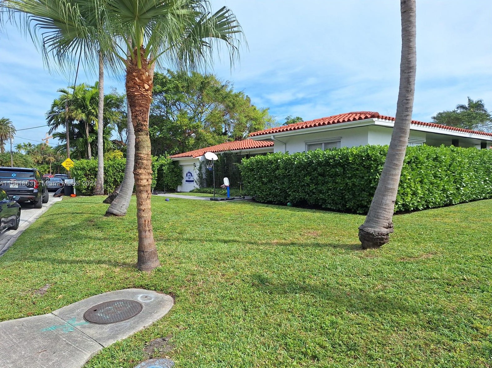 9101 Bay Dr, Miami, FL 33154-3111