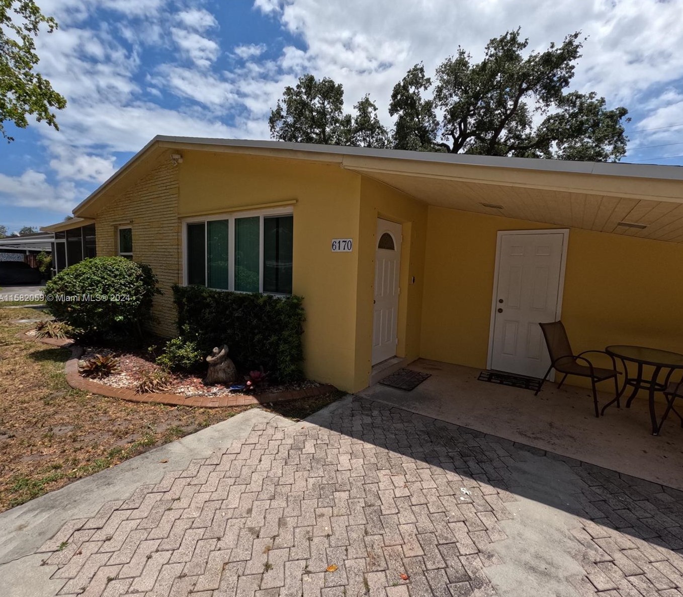 6170 Harding St, Hollywood, FL 33024-4245