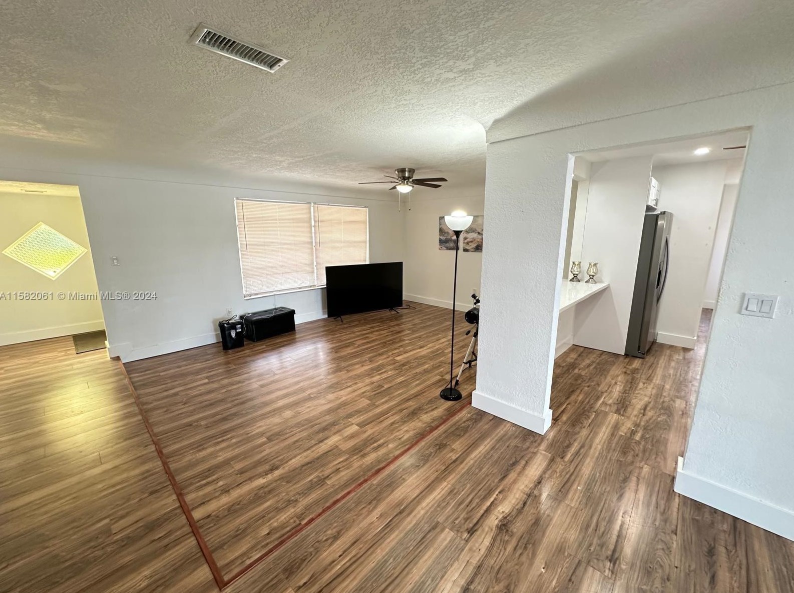 6756 Dogwood Dr, Hollywood FL 33023-4849 exterior