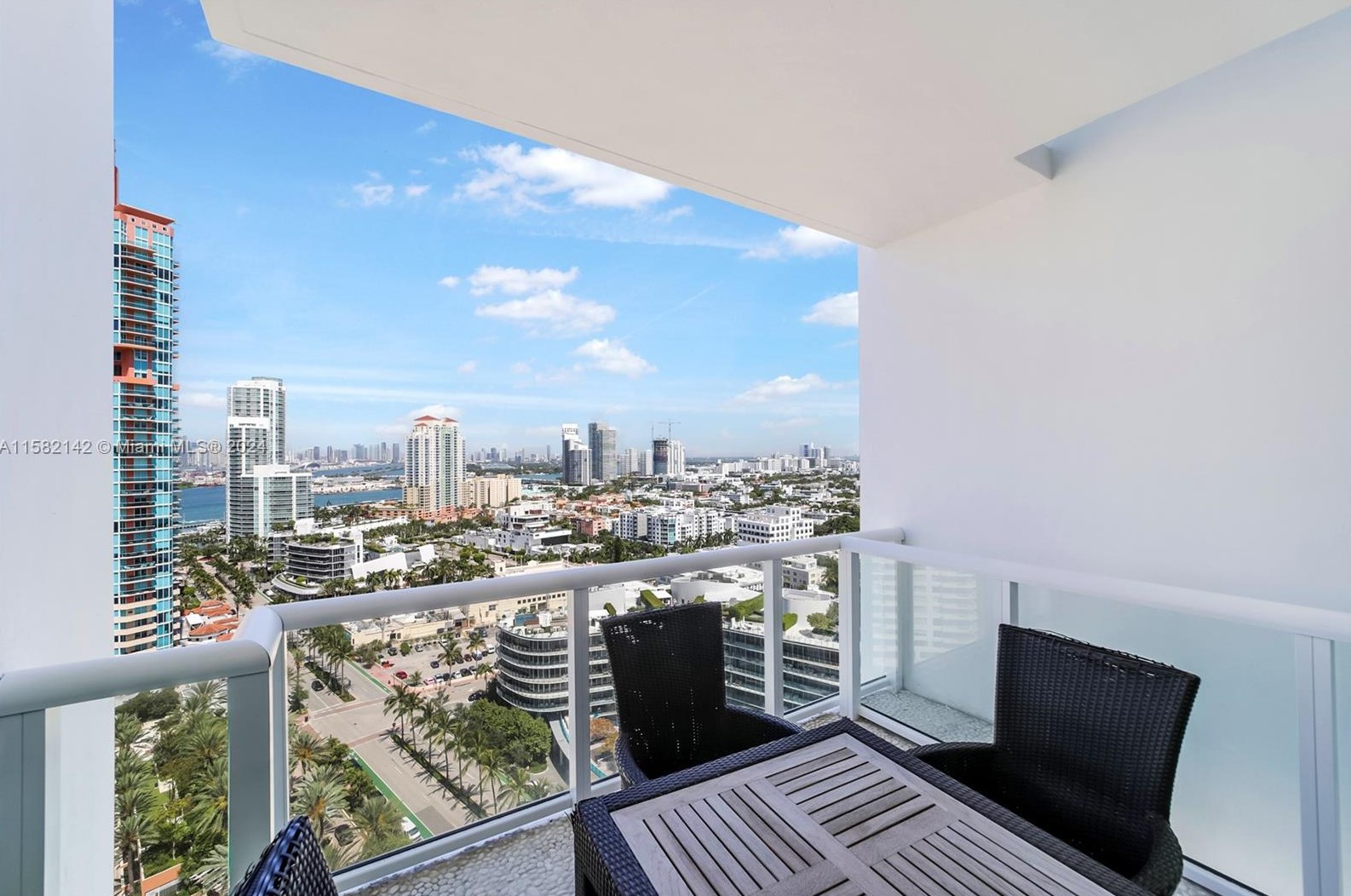 50 South Pointe Dr #2205, Miami Beach, FL 33139