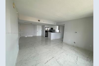 3232 Coral Way #810, Miami, FL 33145 - Photo 1