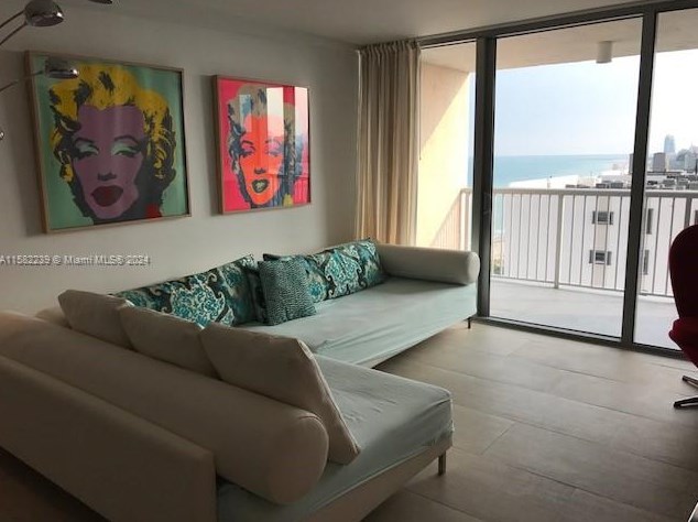 2655 Collins Ave #2210, Miami Beach, FL 33140